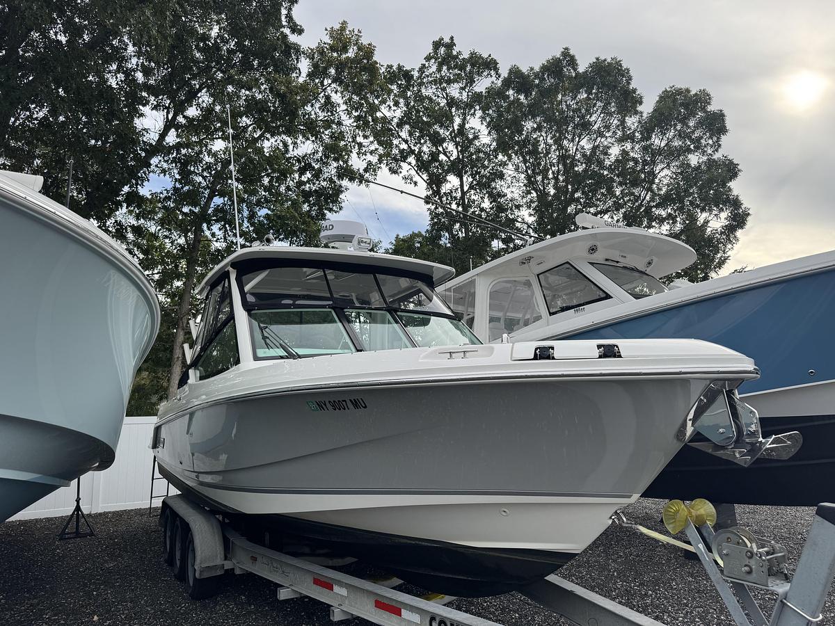 Used 2023 Boston Whaler  280 Vantage