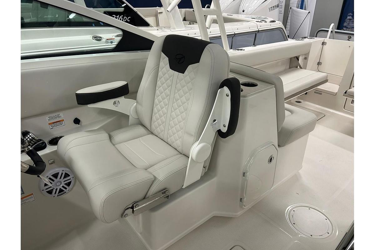 2024 Sailfish 276 DC