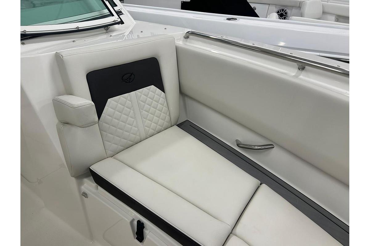 2024 Sailfish 276 DC