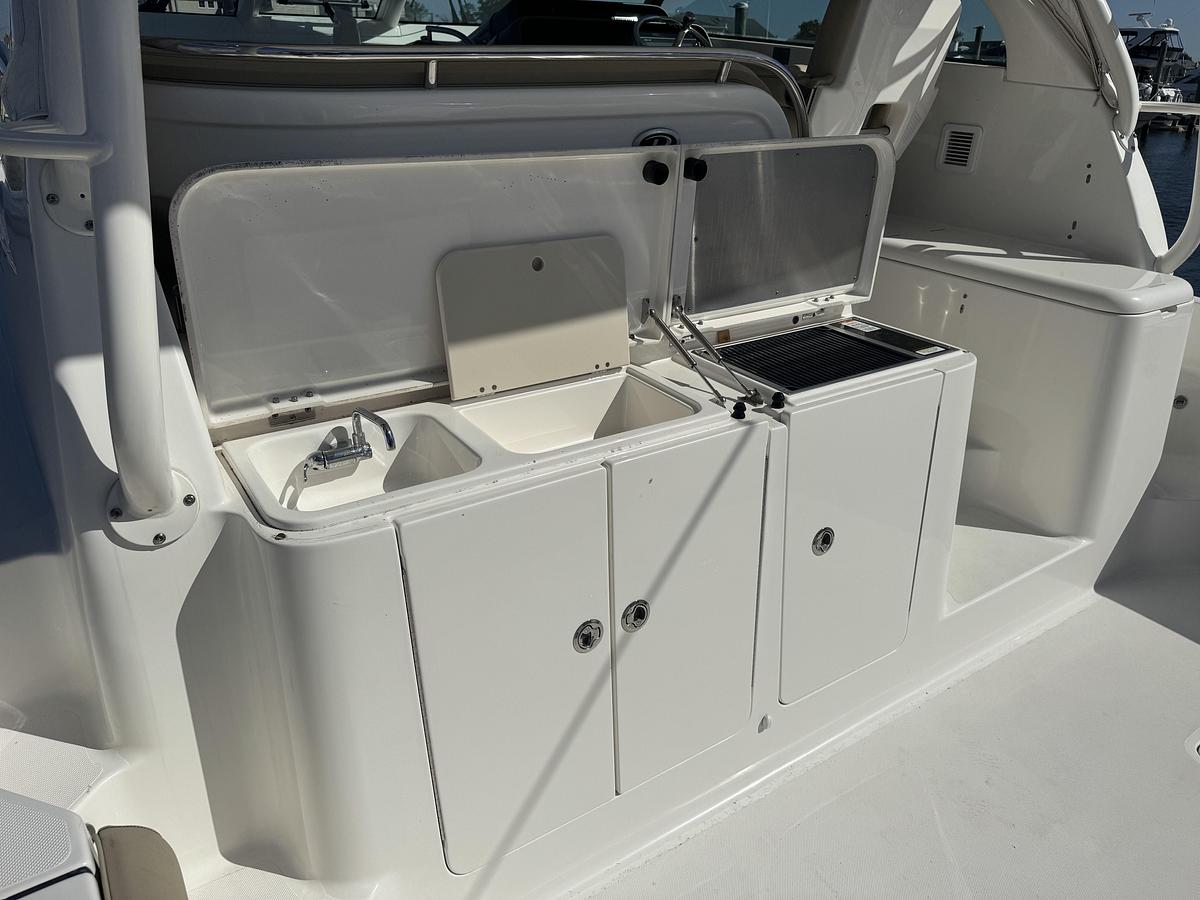 Used 2020 Pursuit 385OS