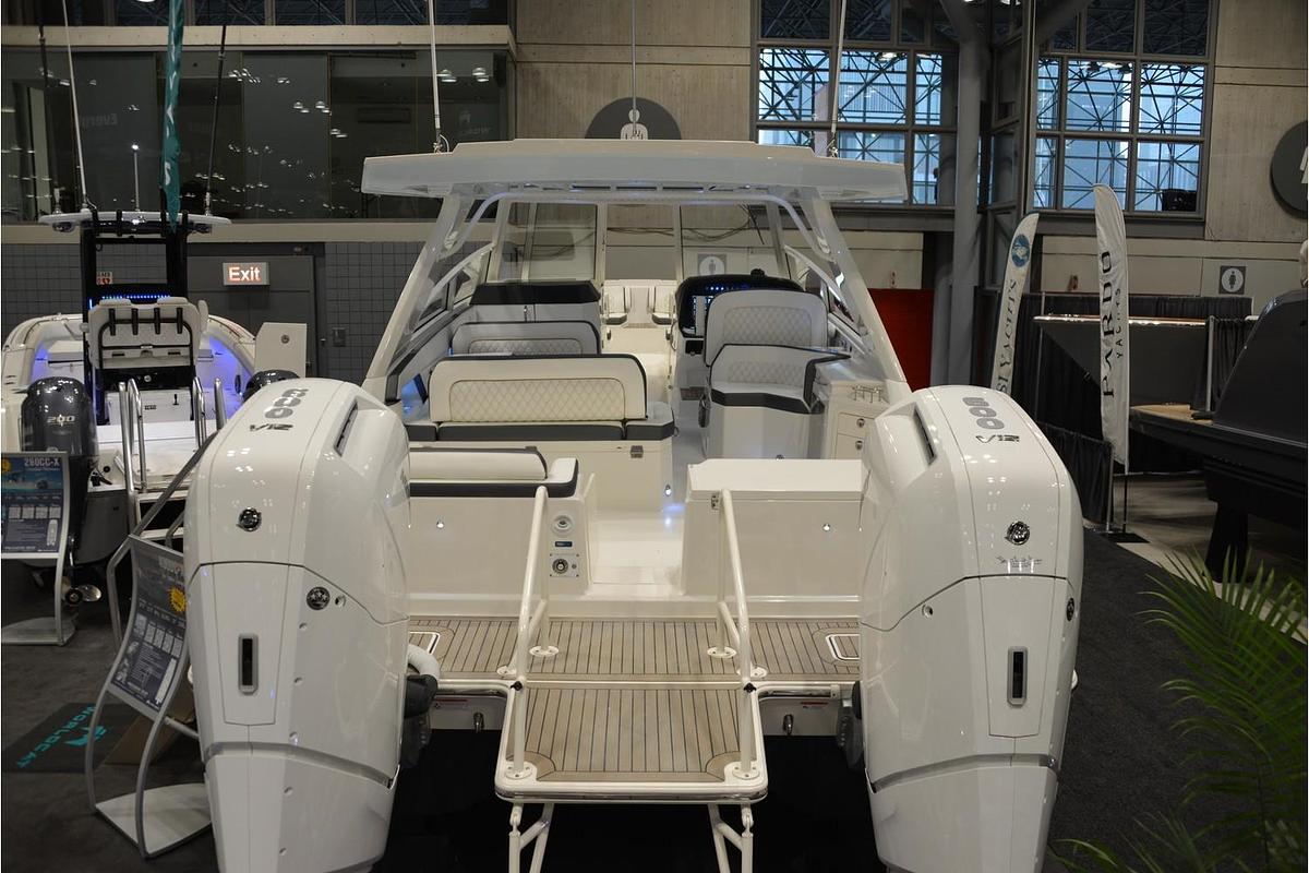 2023 World Cat 400DC-X