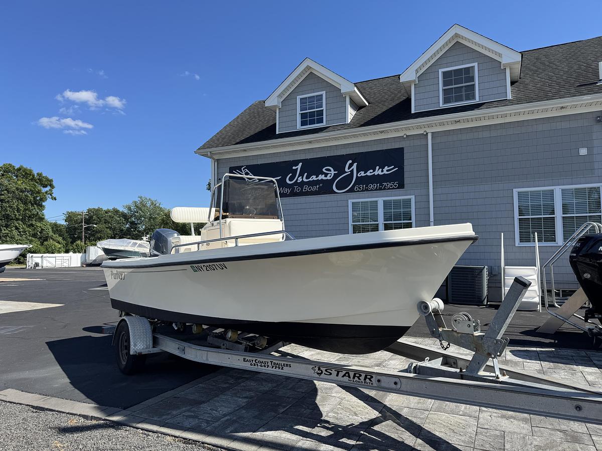 Used 2002 Parker 1801 Center Console