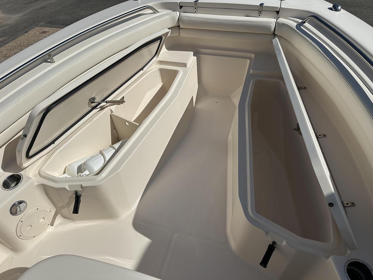 Used 2015 Grady-White 257 Advance CC