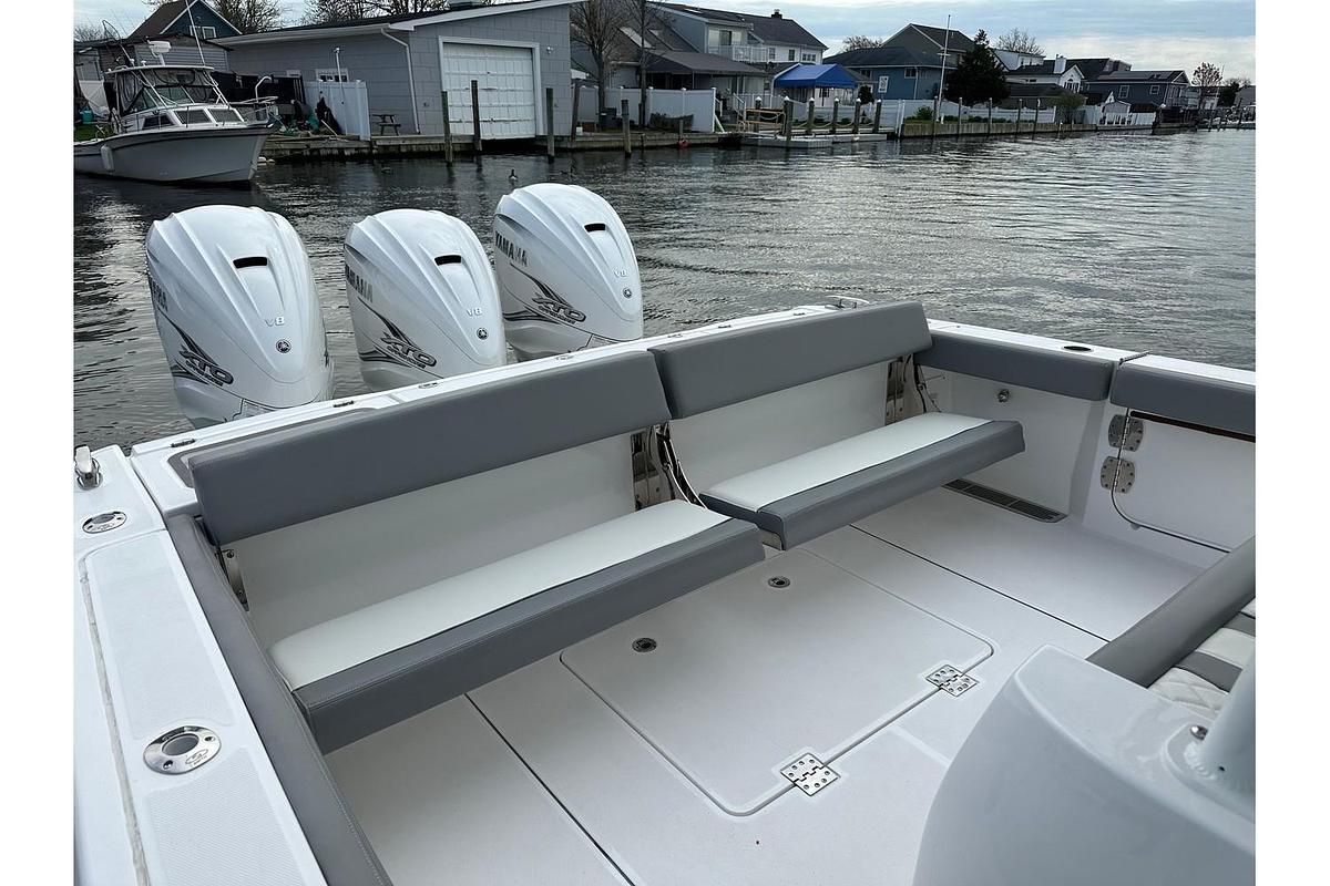 Used 2023 Everglades 395 Center Console