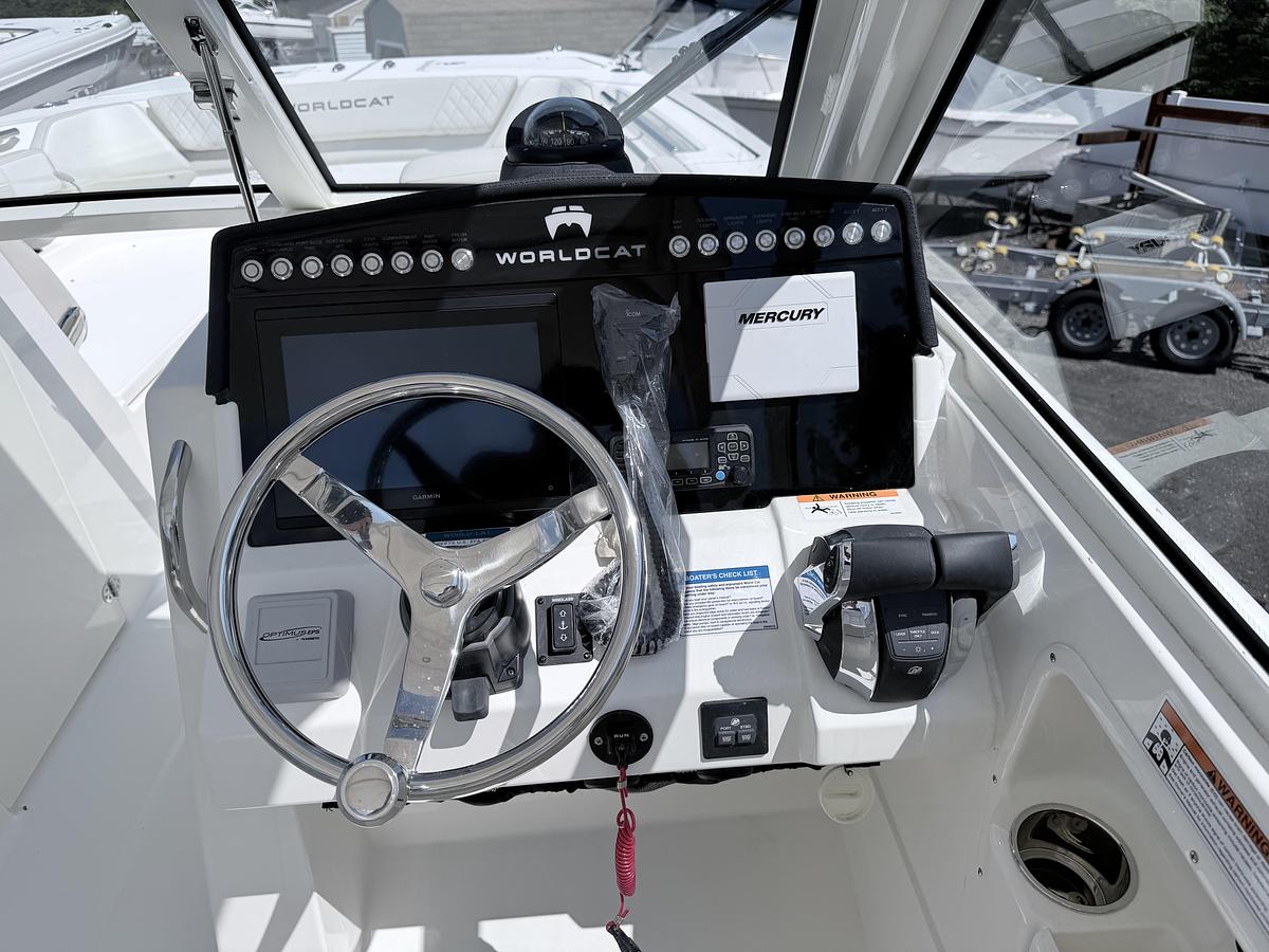 2026 World Cat 280DC-X