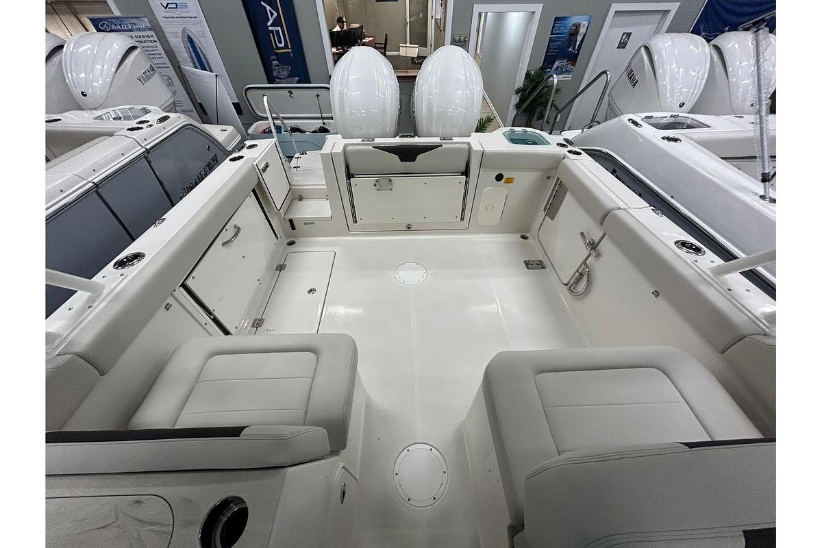 2024 Sailfish 276 DC