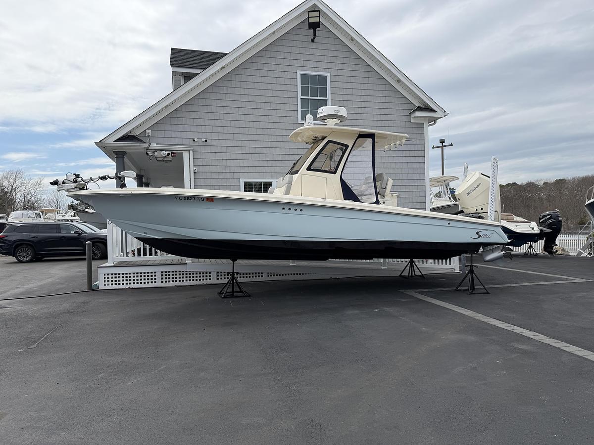 Used 2024 Scout 281 xss Carbon