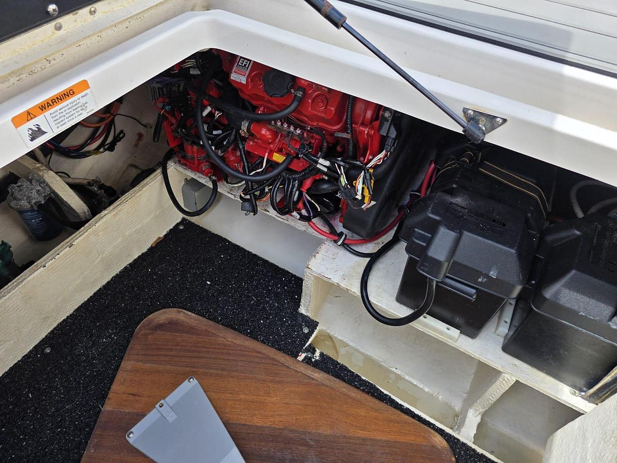 Used 2020 Regal 330SAV