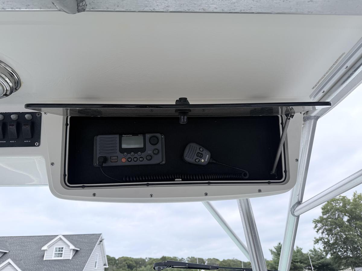 Used 2002 Boston Whaler 295 Conquest