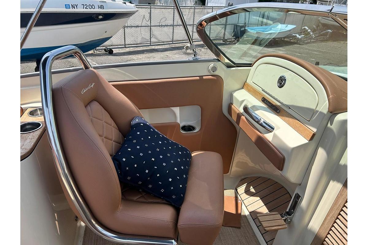 Used 2019 Chris Craft 27 Corsair