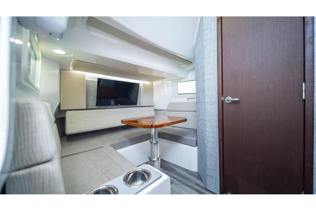 Used 2023 Everglades 455