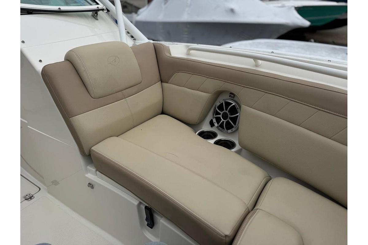 Used 2019 Sailfish 245 DC