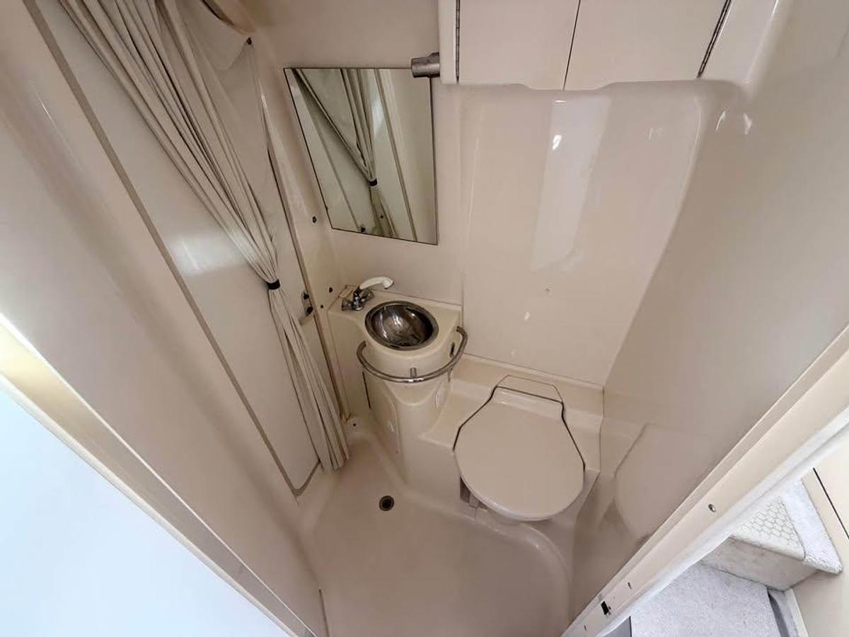 Used 1998 Sea Ray Sundancer 310