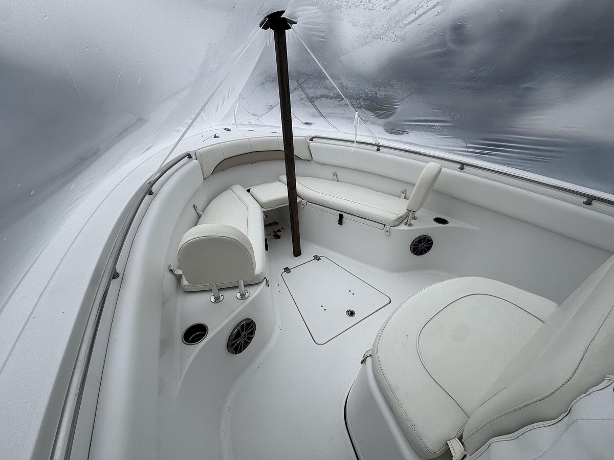 Used 2015 Sportsman 251 Heritage