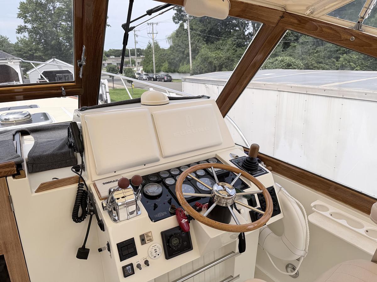 Used 2000 Little Harbor Whisper Jet 34