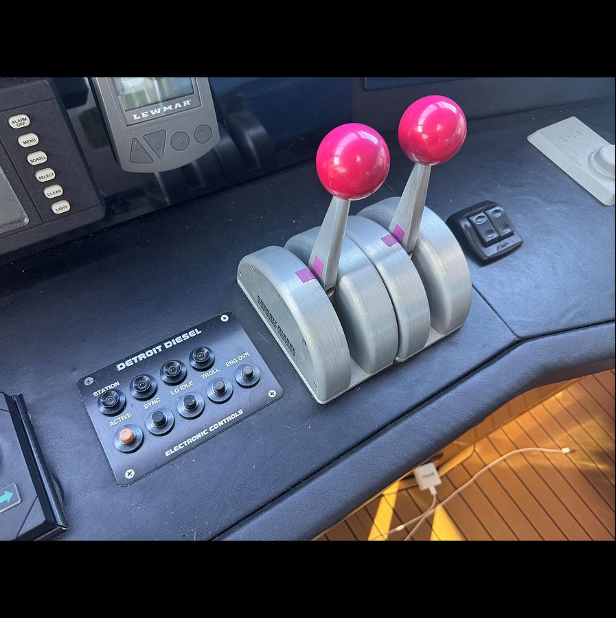 Used 2002 Viking 61 Enclosed Bridge