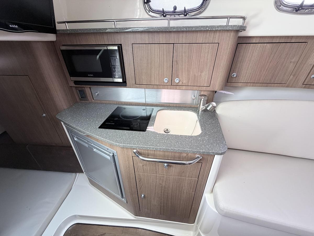 Used 2017 Boston Whaler 315 Conquest
