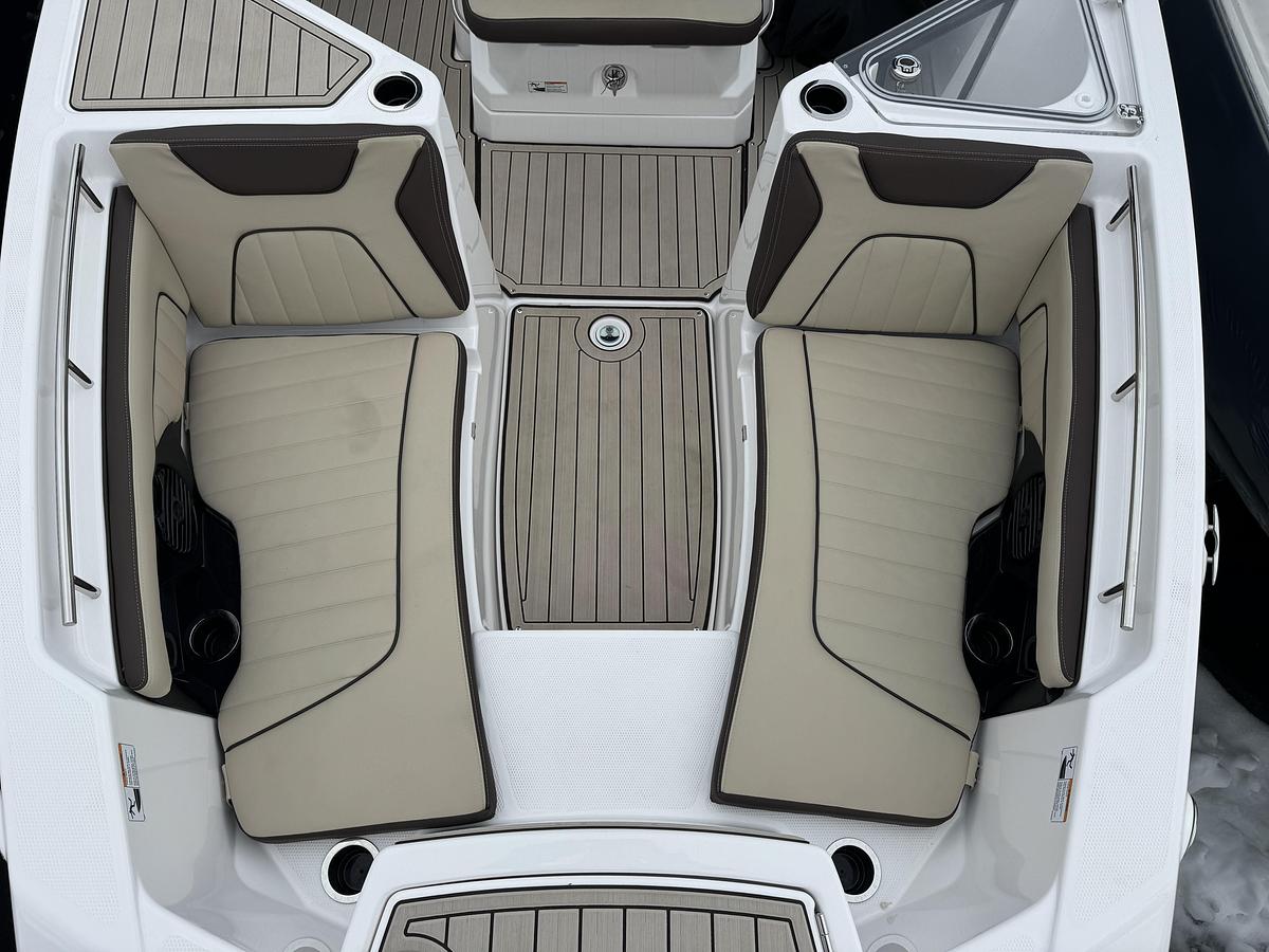 Used 2026 Yamaha Boats 255 FSH Sport H