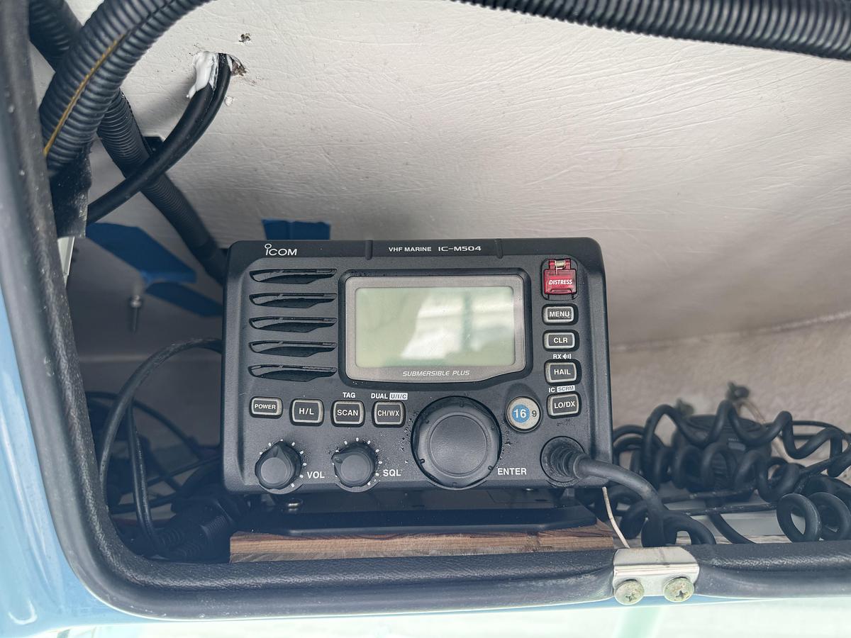 Used 2007 Everglades 260CC