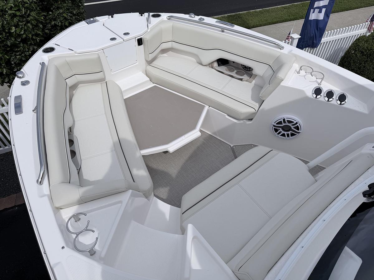 2027 Solara S-250 CW