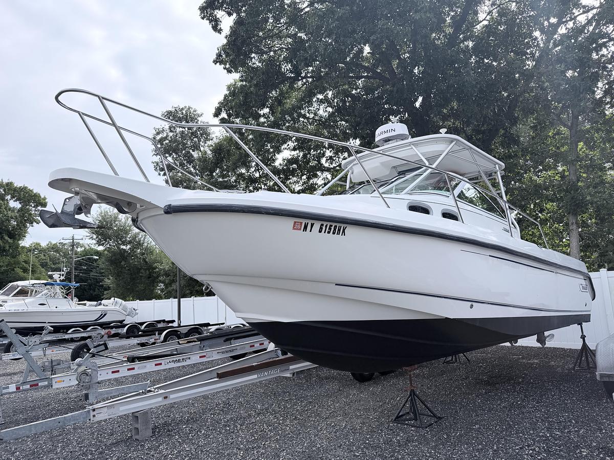 Used 2002 Boston Whaler 295 Conquest
