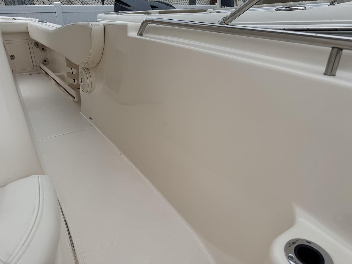Used 2016 Grady-White 257 Advance CC