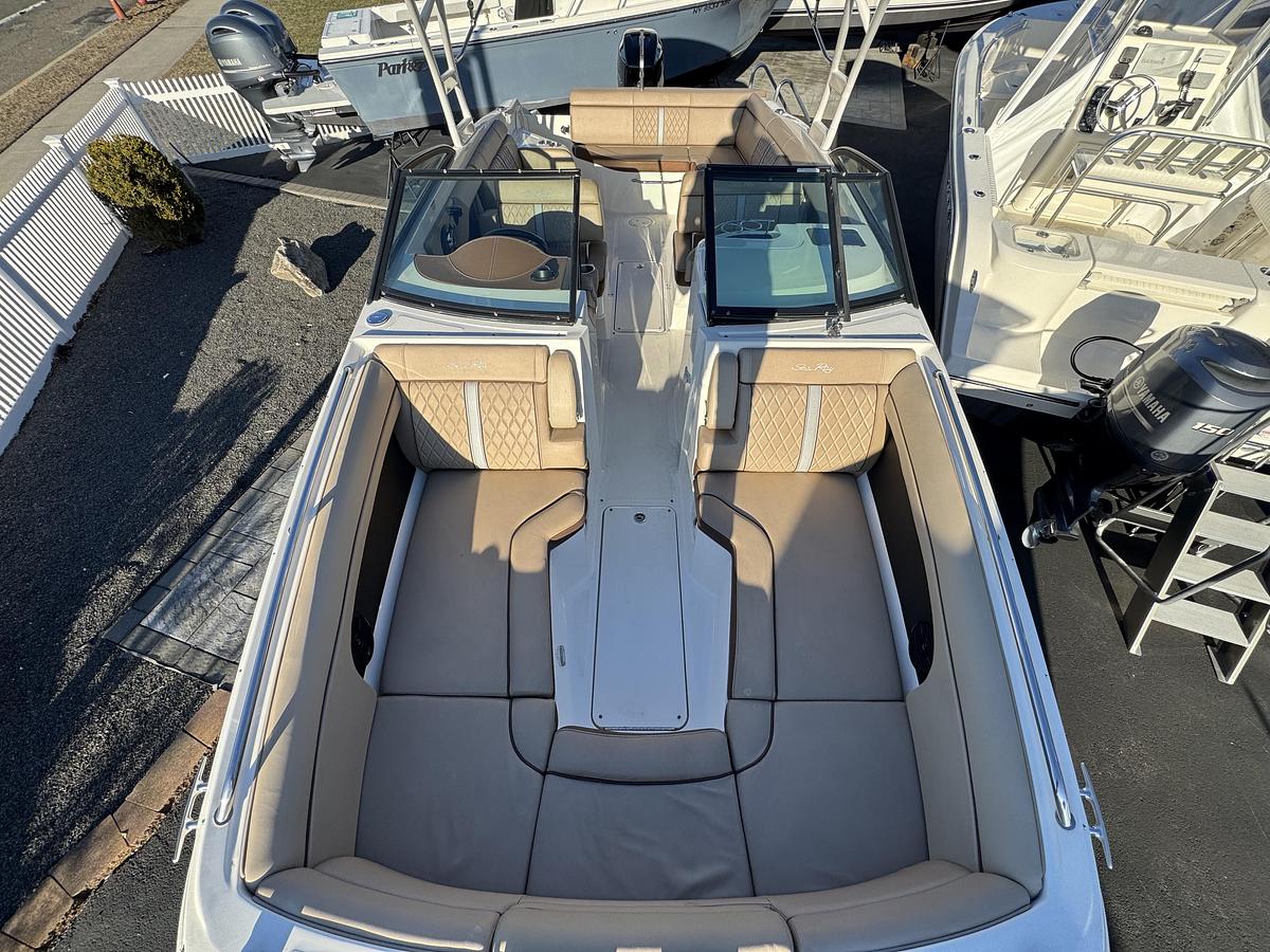 Used 2016 Sea Ray 270SDX