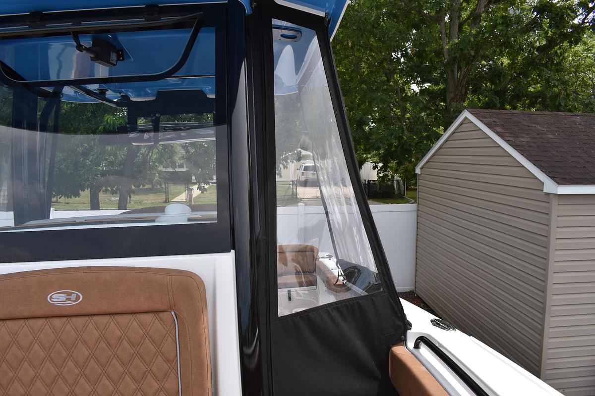 Used 2025 Sea Hunt Ultra 265SE