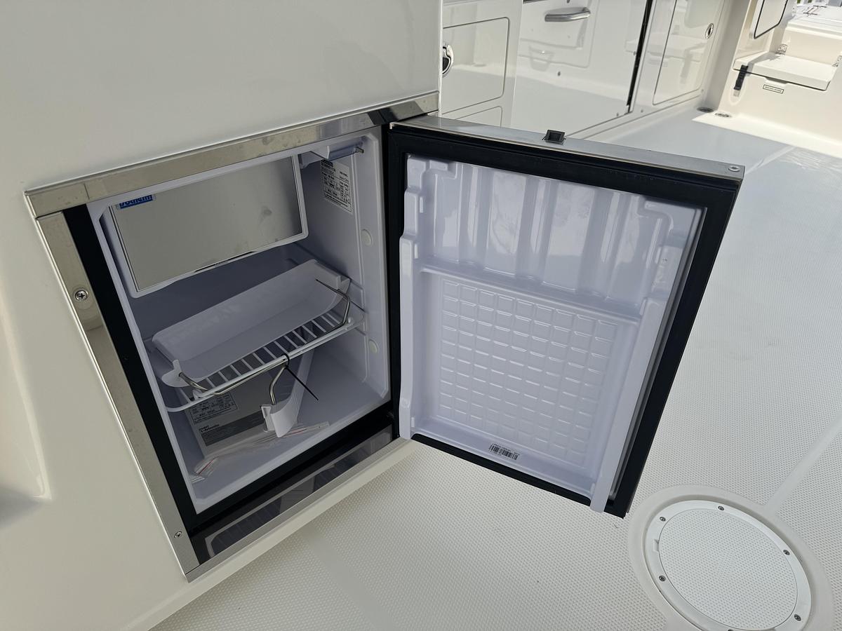 Used 2026 Sailfish 316 DC