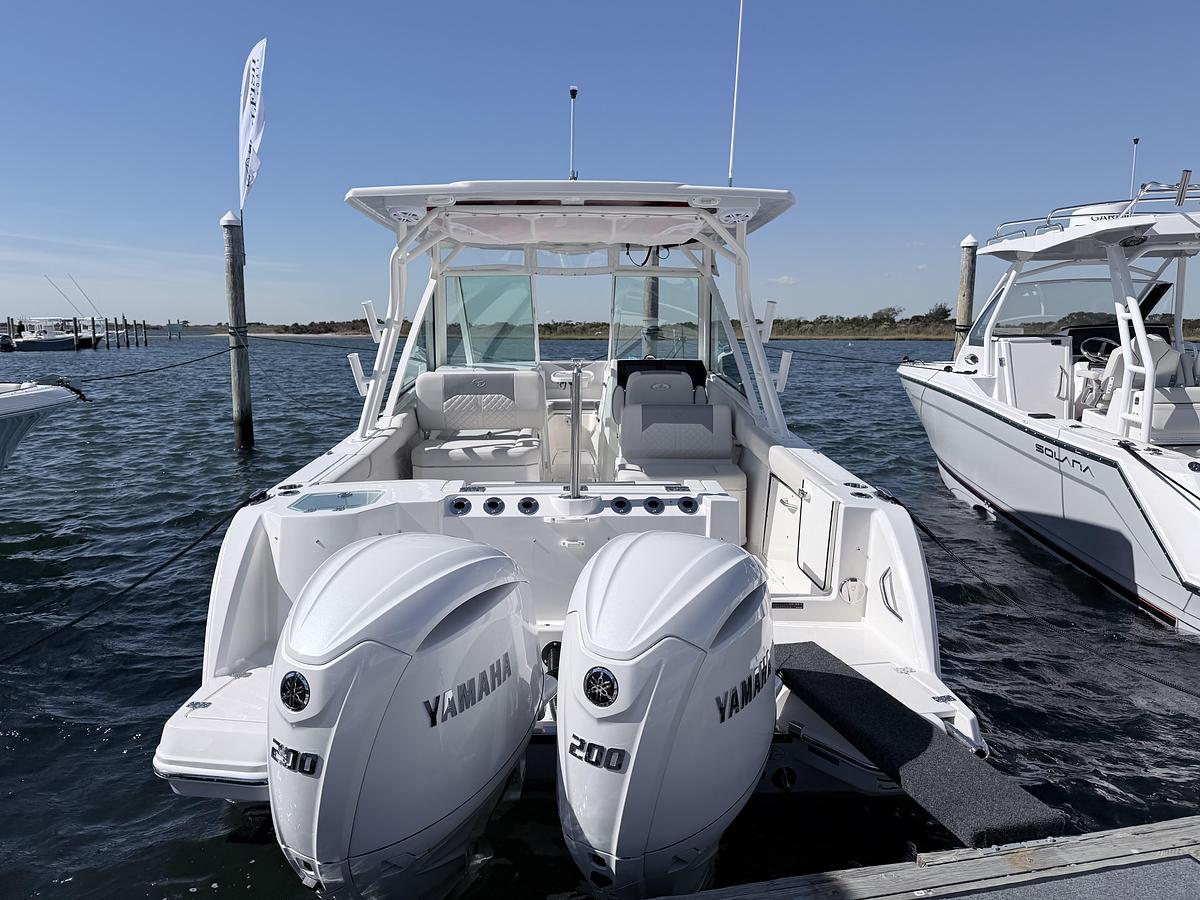 2027 Sailfish 276 DC