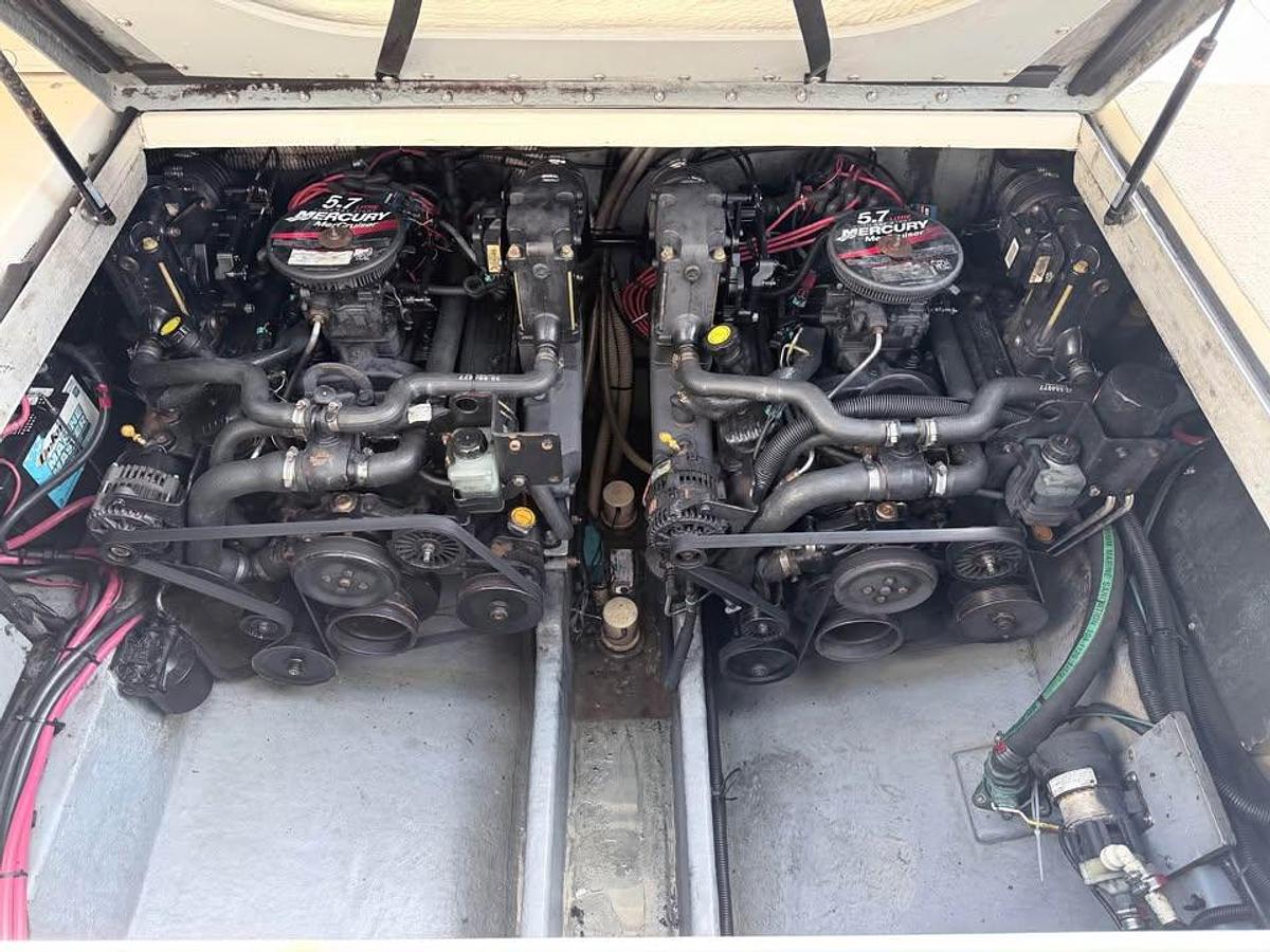 Used 1998 Sea Ray Sundancer 310