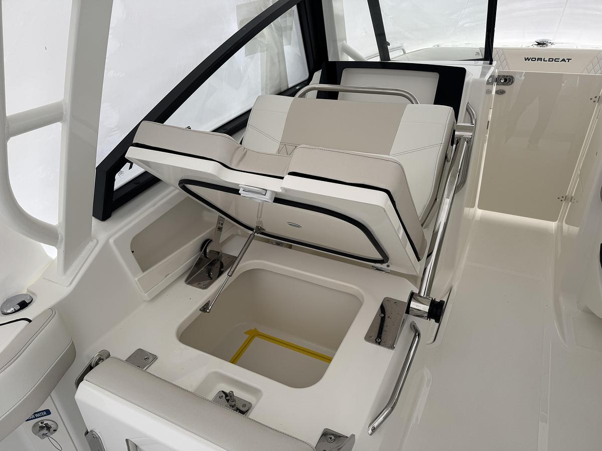 2026 World Cat 265DC-X