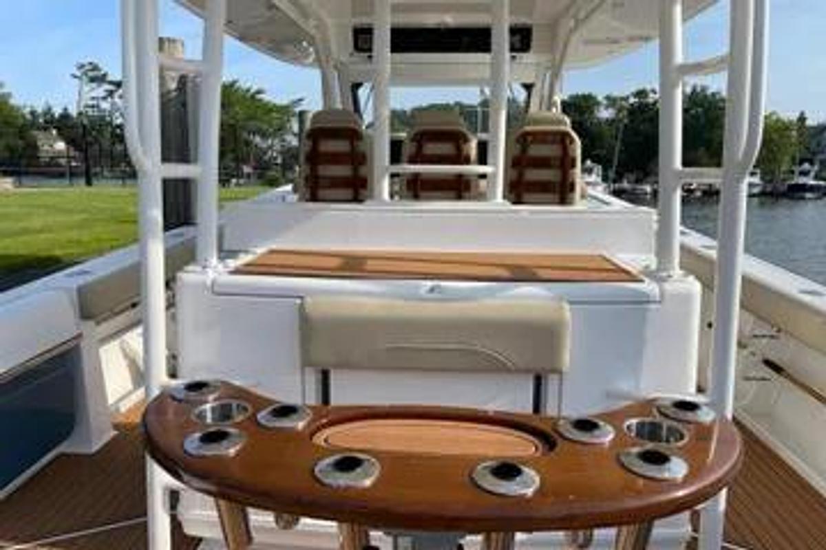 Used 2019 Everglades 435 Center Console