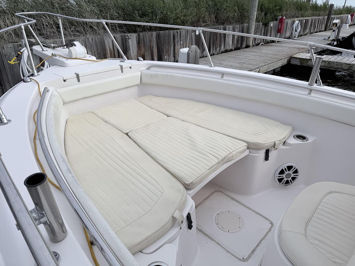 Used 2004 Grady-White Chase 273