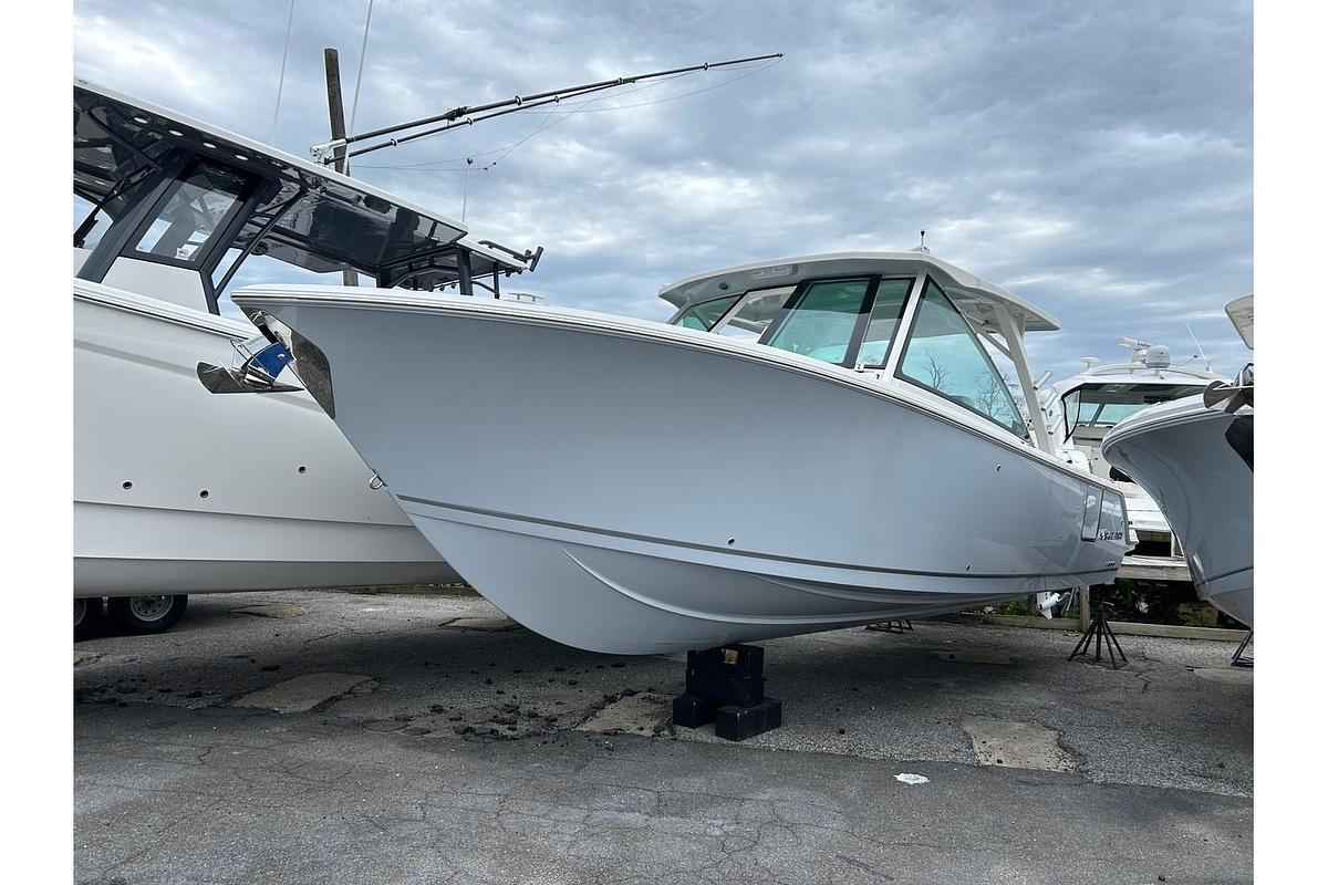 2024 Sailfish 316 DC