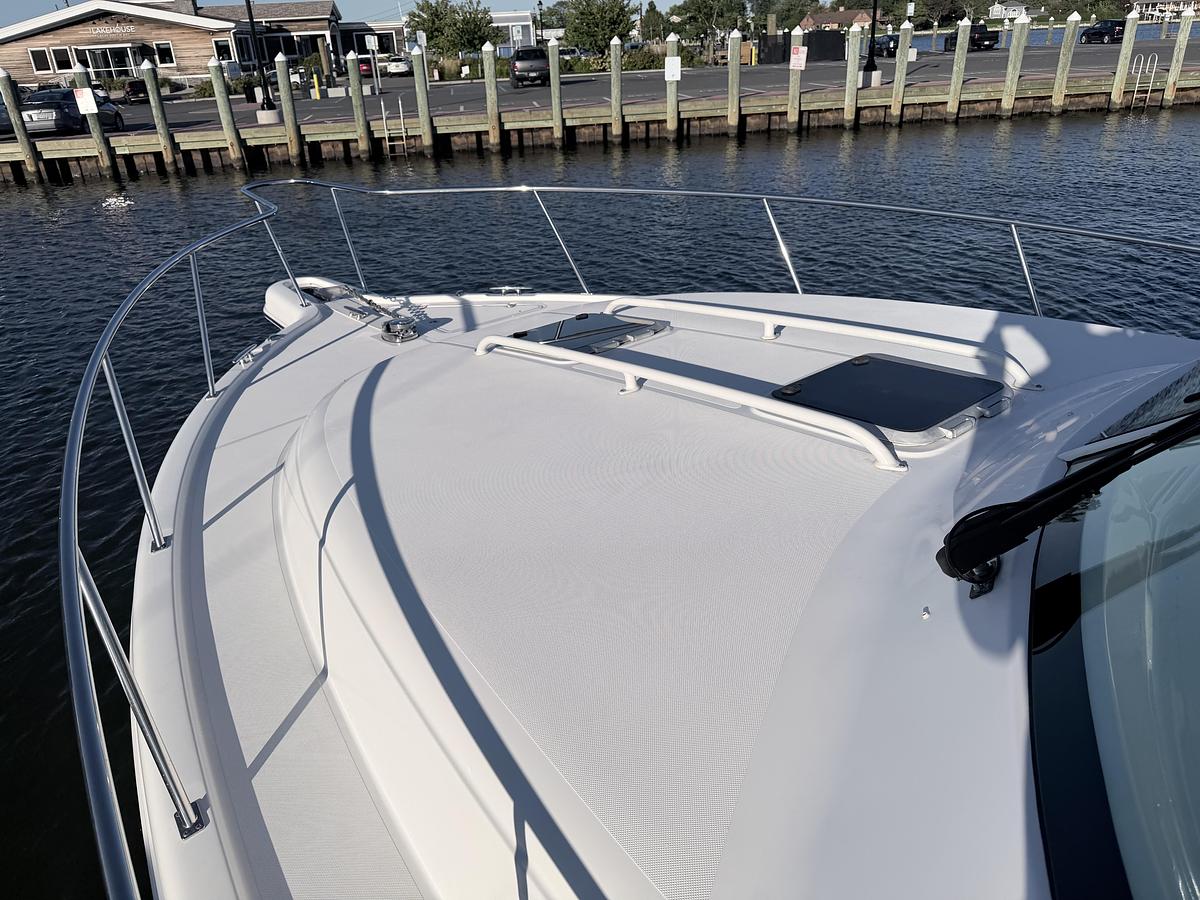 Used 2020 Pursuit OS 385 Offshore