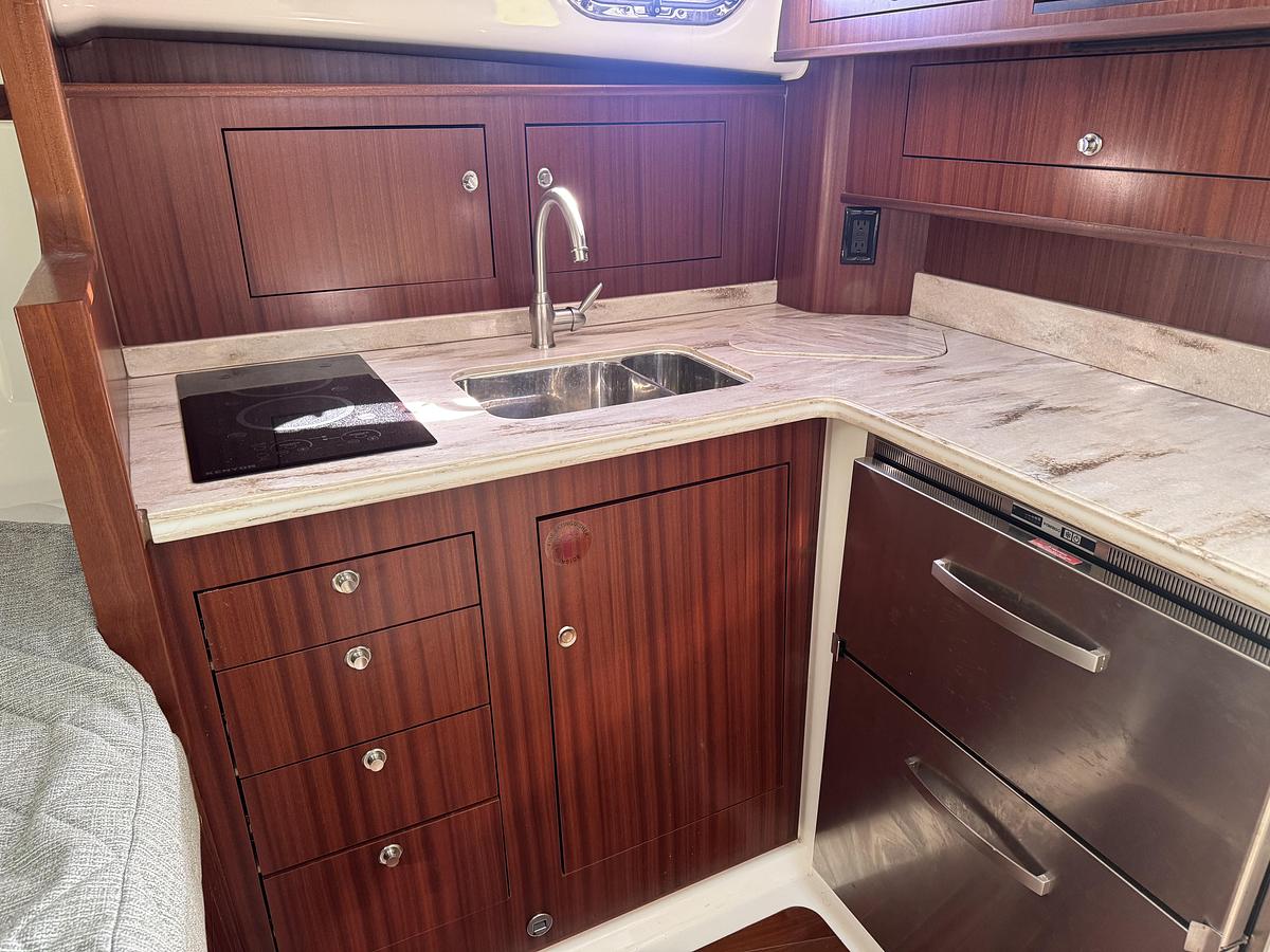 Used 2020 Pursuit 385OS