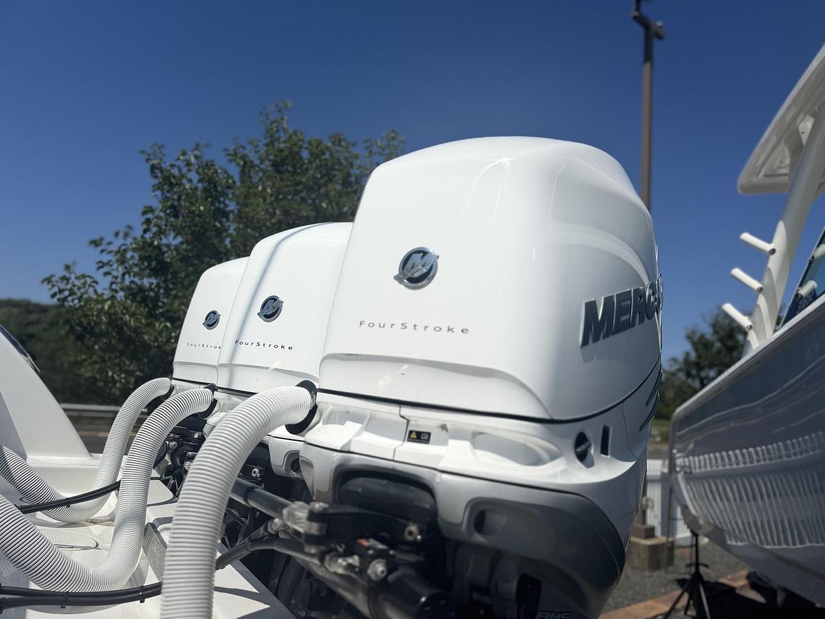 Used 2021 Invincible 390 Open CC