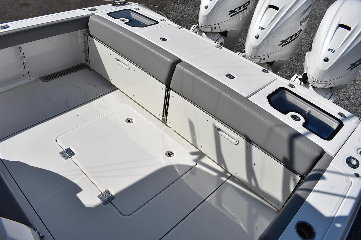 Used 2024 Everglades 395CC