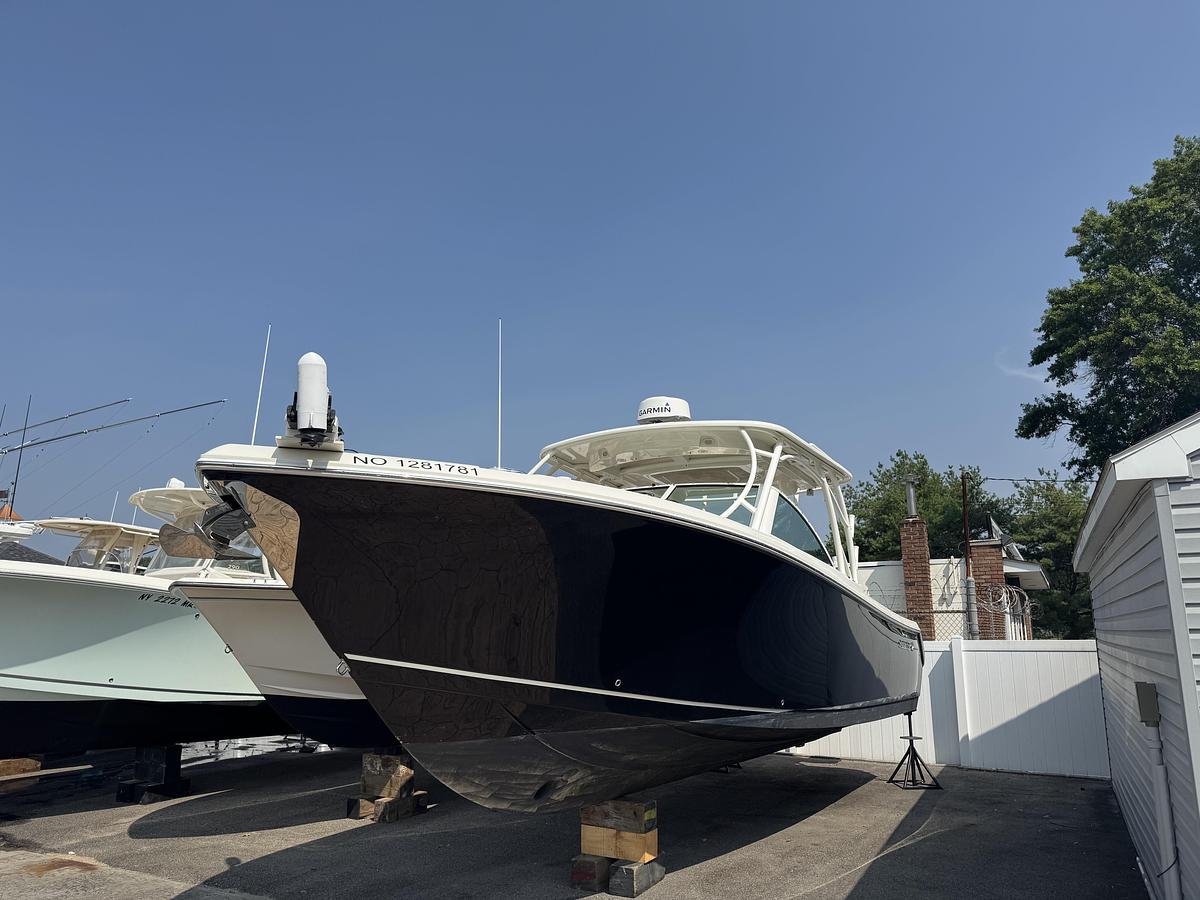 Used 2017 Sailfish 325 DC