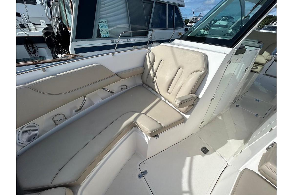 Used 2015 Pursuit DC 325 Dual Console