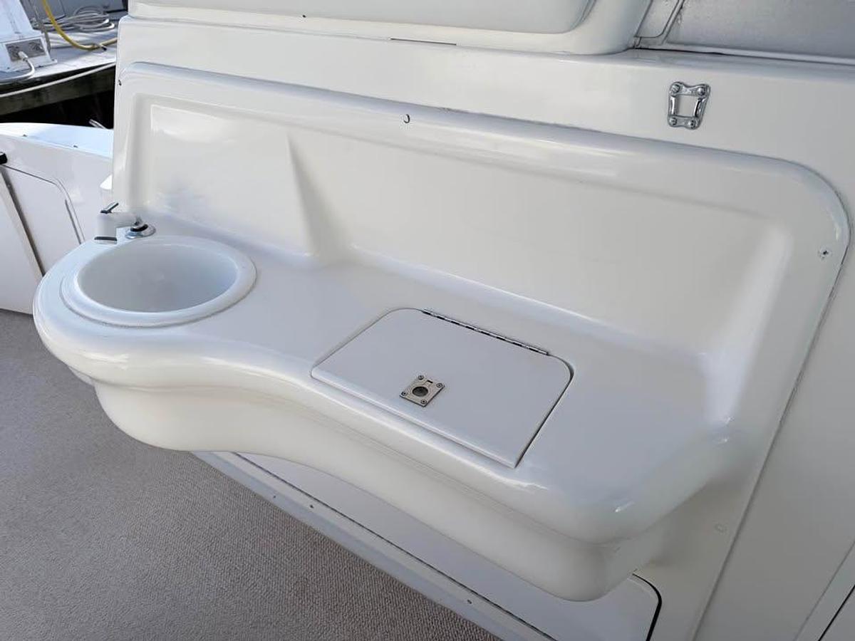 Used 1998 Sea Ray Sundancer 310