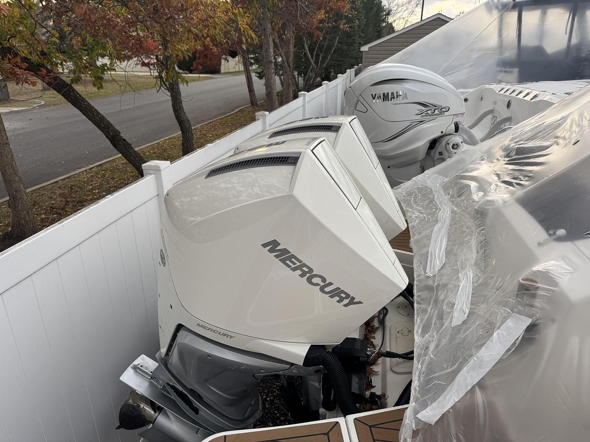 Used 2020 Boston Whaler 320 Vantage