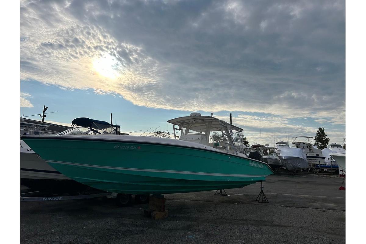 Used 1999 Marlin 350 SF