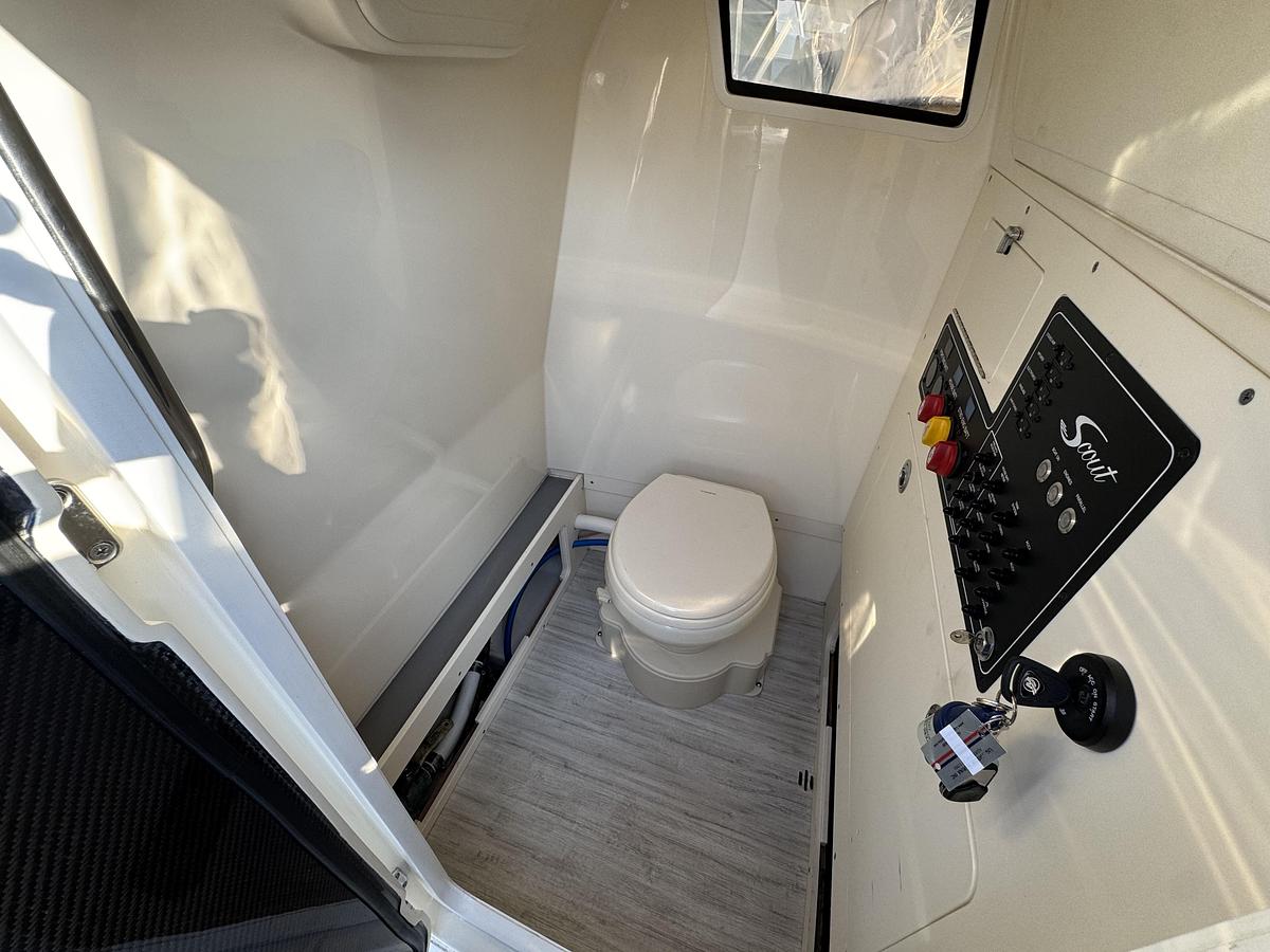 Used 2024 Scout 281 xss Carbon