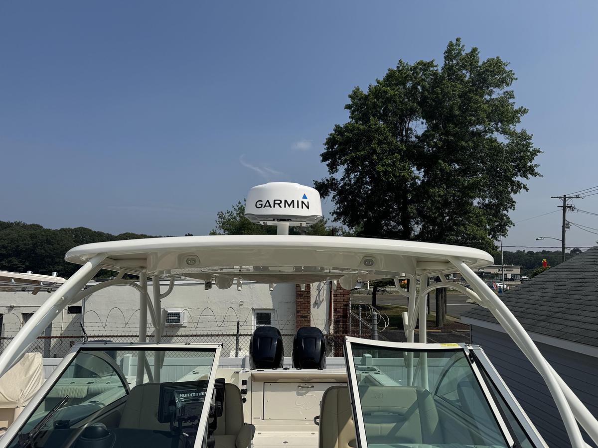 Used 2017 Sailfish 325 DC