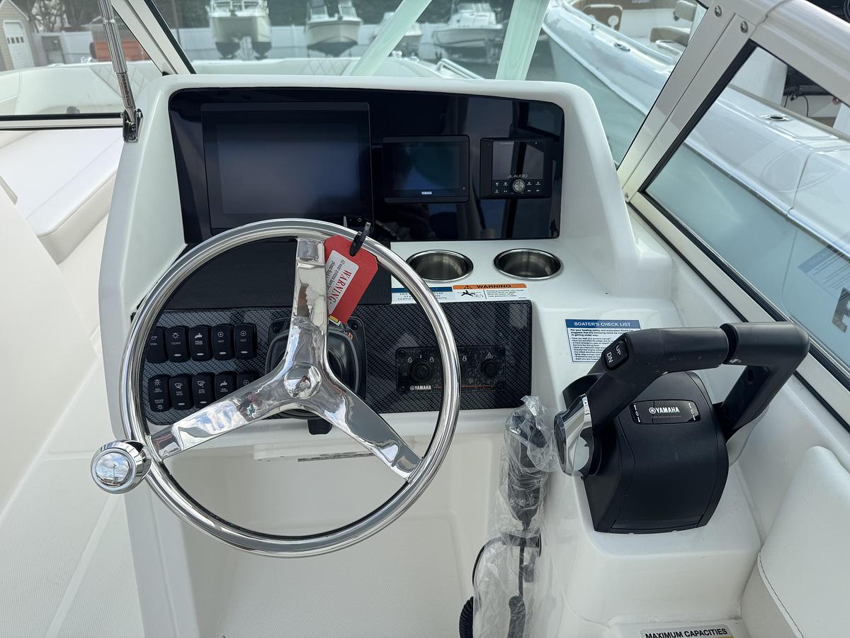 2026 World Cat 230SD