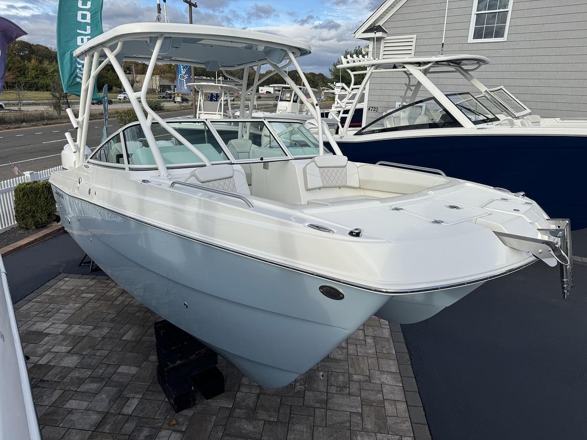 2026 World Cat 230SD