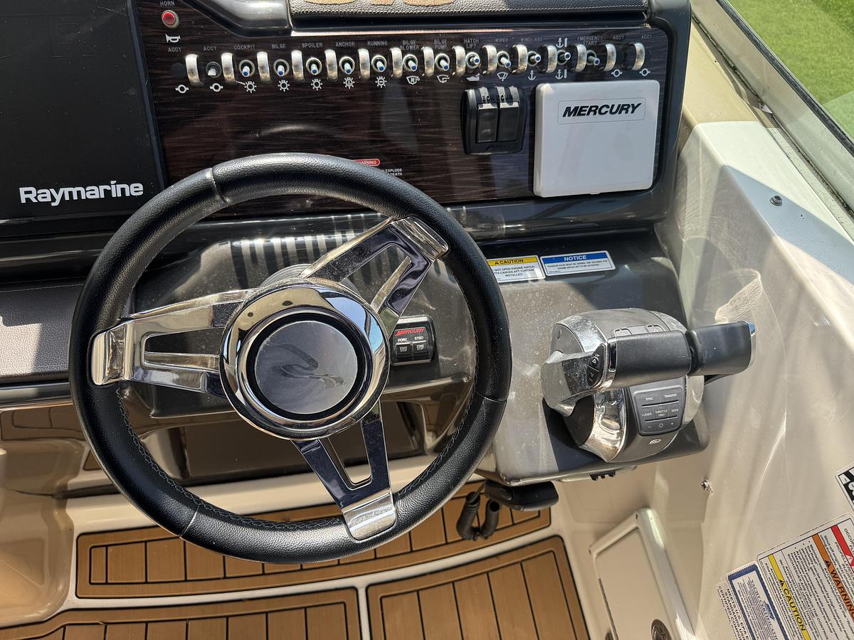 Used 2016 Sea Ray Sundancer 310