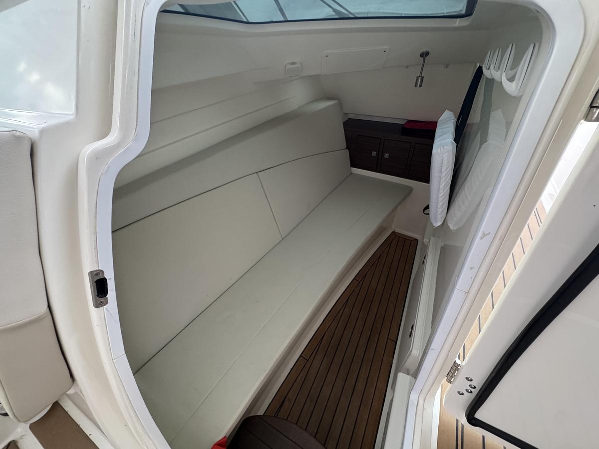 Used 2020 Boston Whaler 320 Vantage